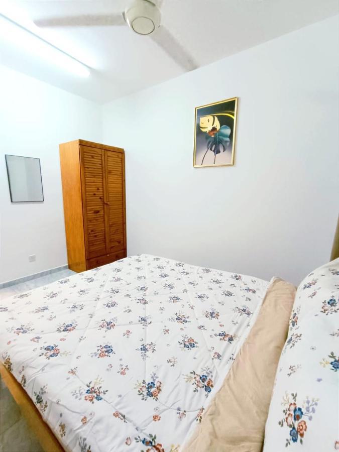 D'Luna Homestay Terengganu - Ladang Gemilang 2 Kuala Terengganu Exterior photo